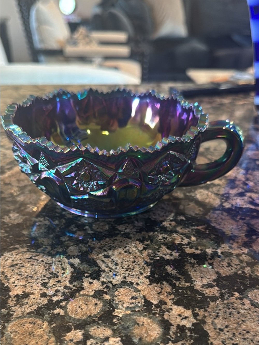 L.E Smith Carnival Glass Amethyst Sawtooth Bowl with Handle - vintage